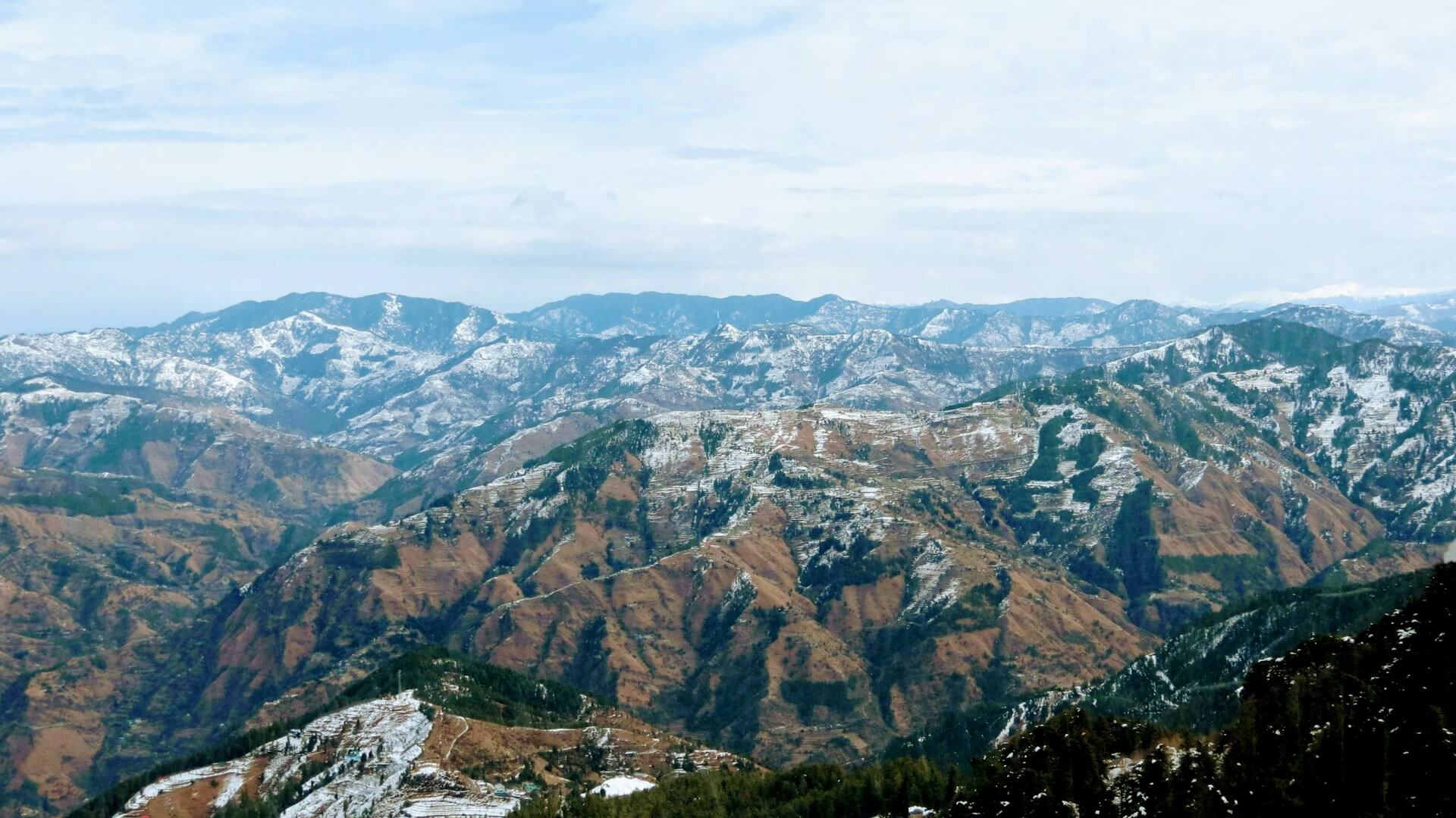 Kufri snow winter activities skiing Himachal Pradesh pine trees