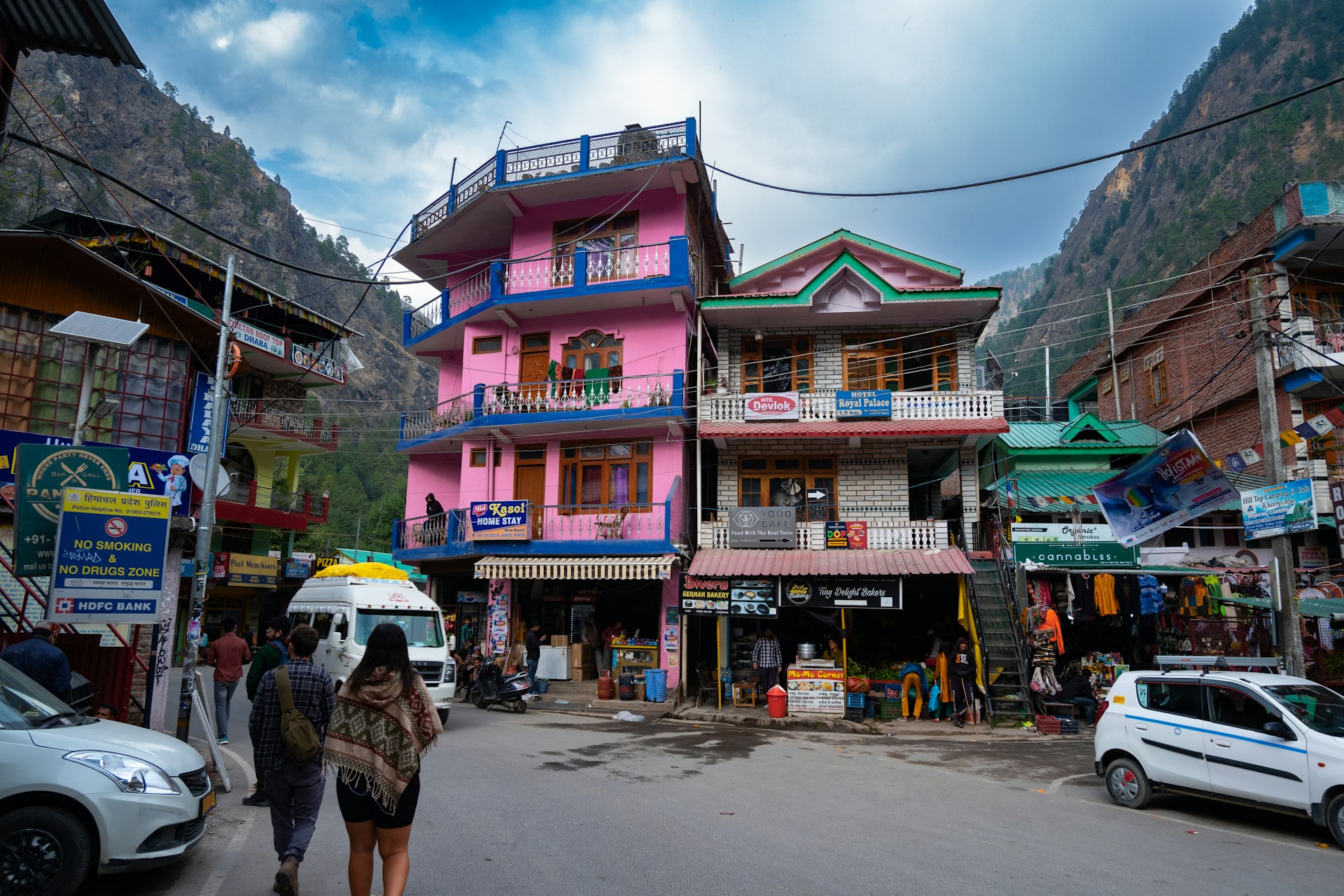 Kasol village market lane cafes guesthouses Israeli menus Parvati Valley Himachal Pradesh