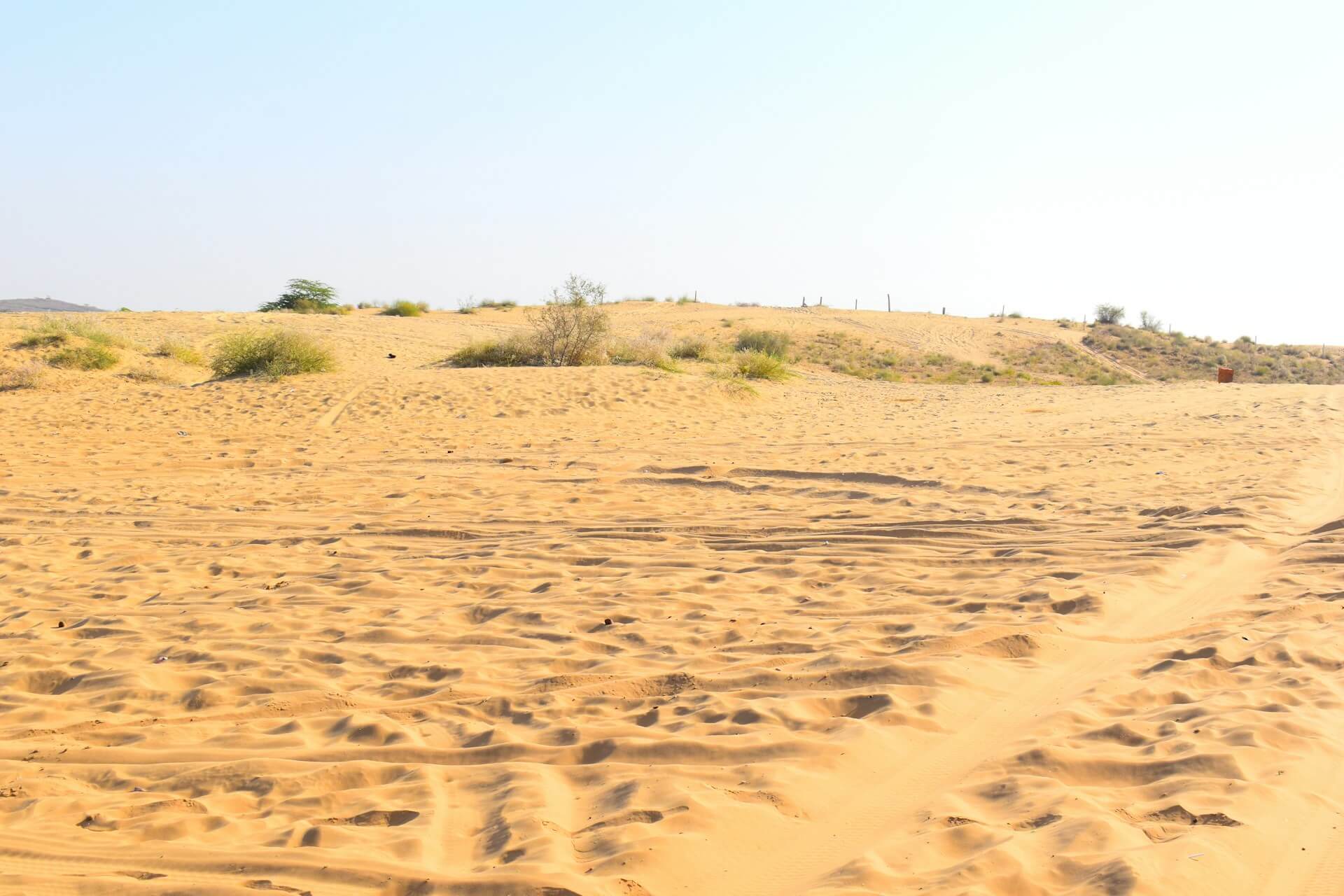 Osian desert sand dunes Rajasthan ancient Jain temples camel safari