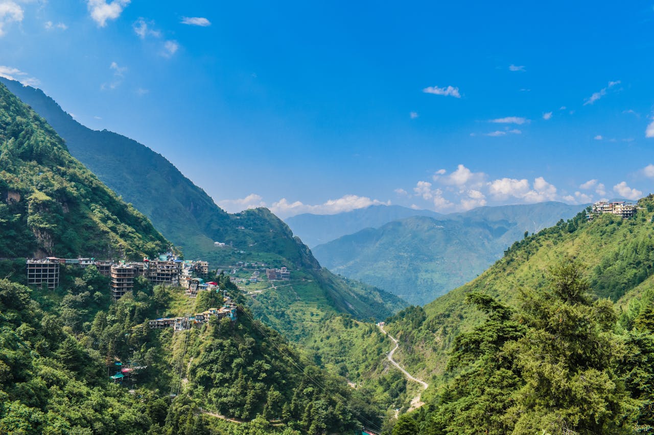 Vashishtha Cave meditation cave Rishikesh Badrinath Road Ganges narrow gorge Uttarakhand