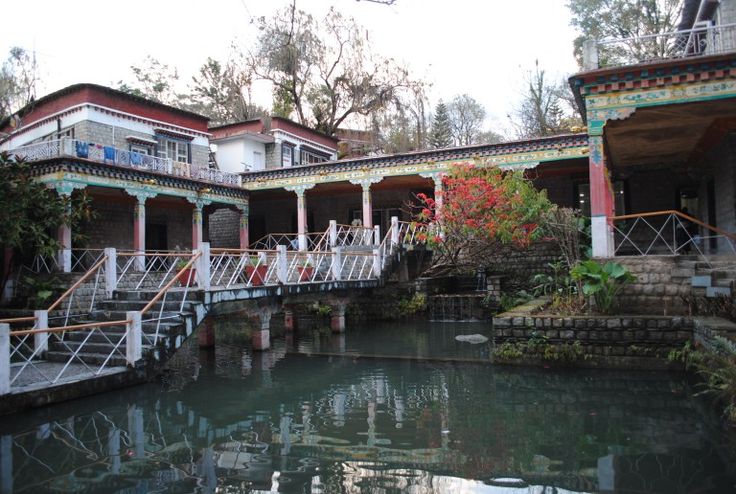 Norbulingka Institute Dharamshala Tibetan art thangka painting workshop garden
